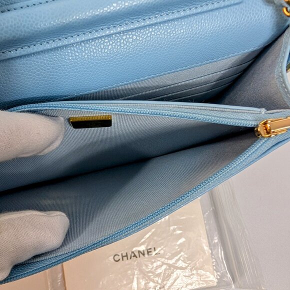 Chanel Blue Caviar Wallet on Chain (WOC) - Picture 12 of 16